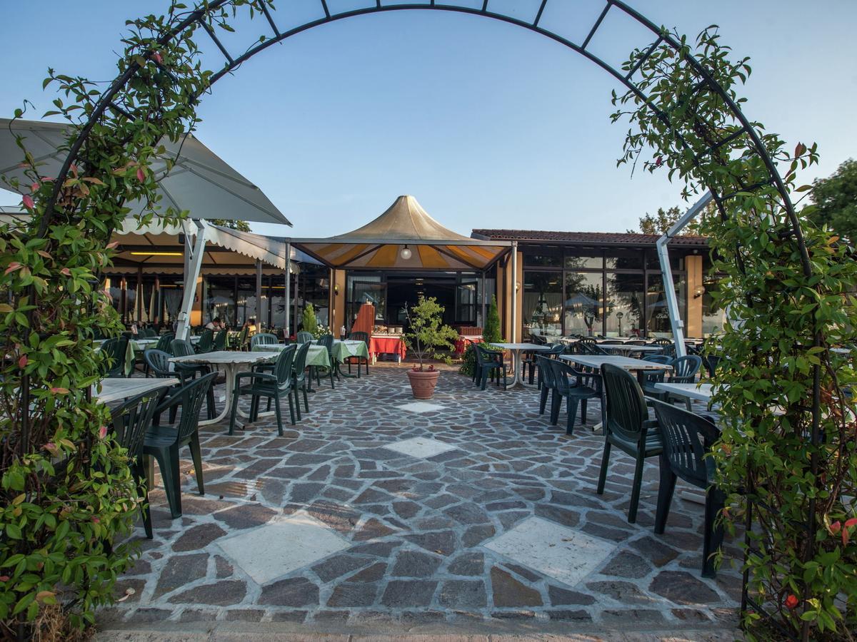 Modern Furnished Chalet With Ac, 4km From Chalet *