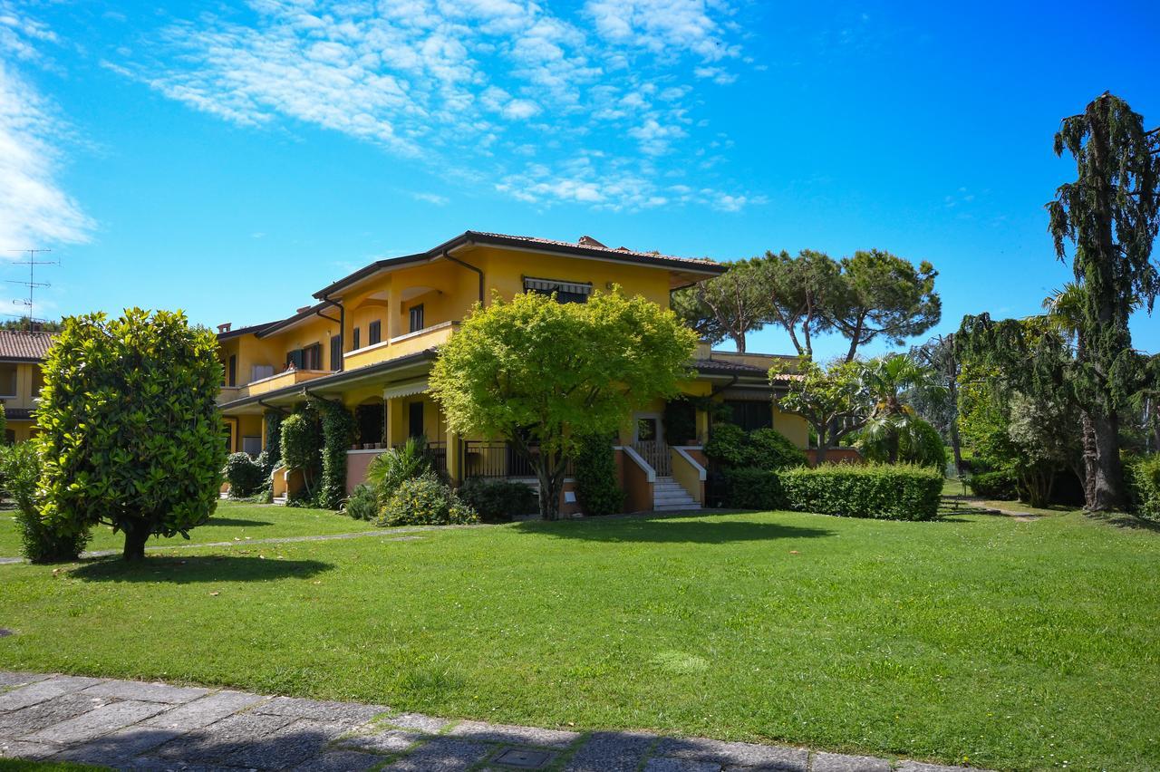 Sirmione Beach Apartment Huoneisto *