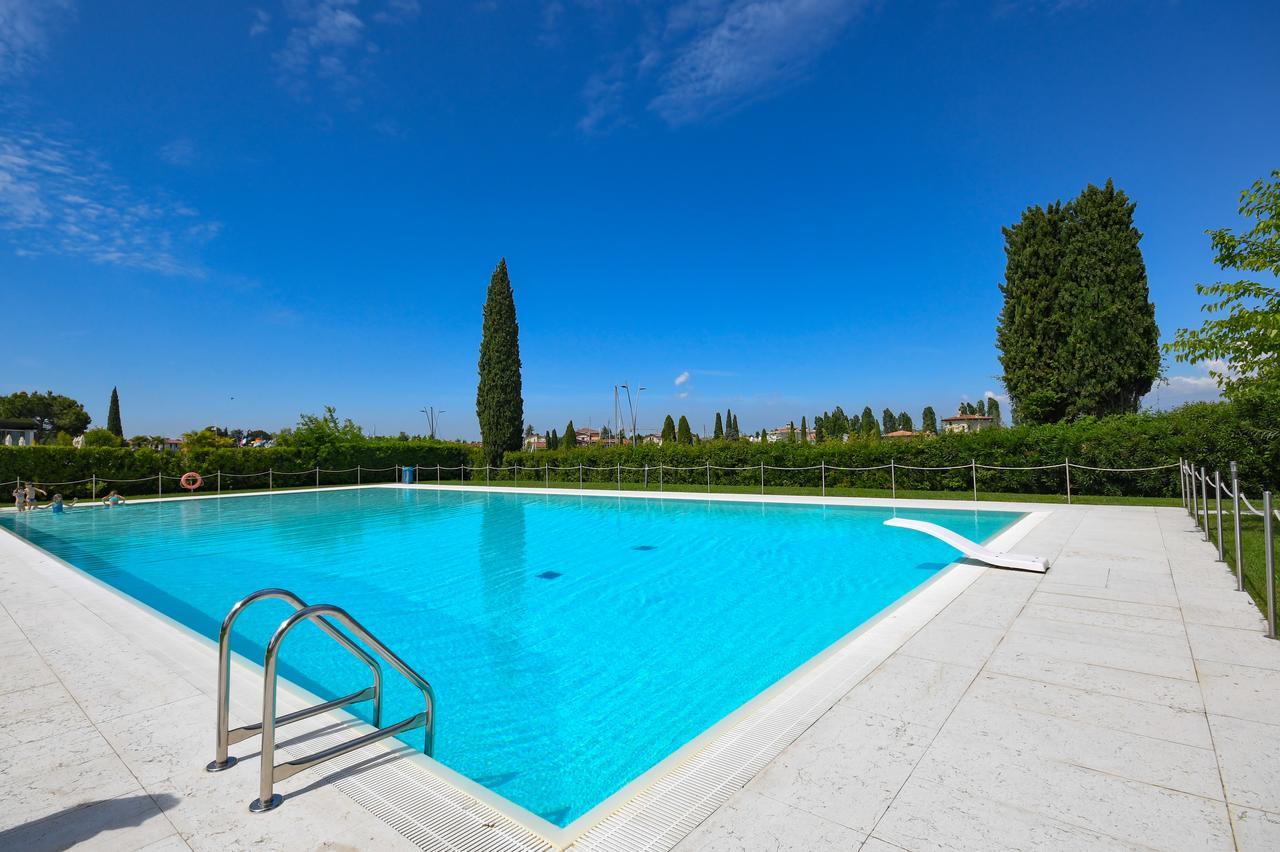 Huoneisto Sirmione Beach Apartment Sirmione