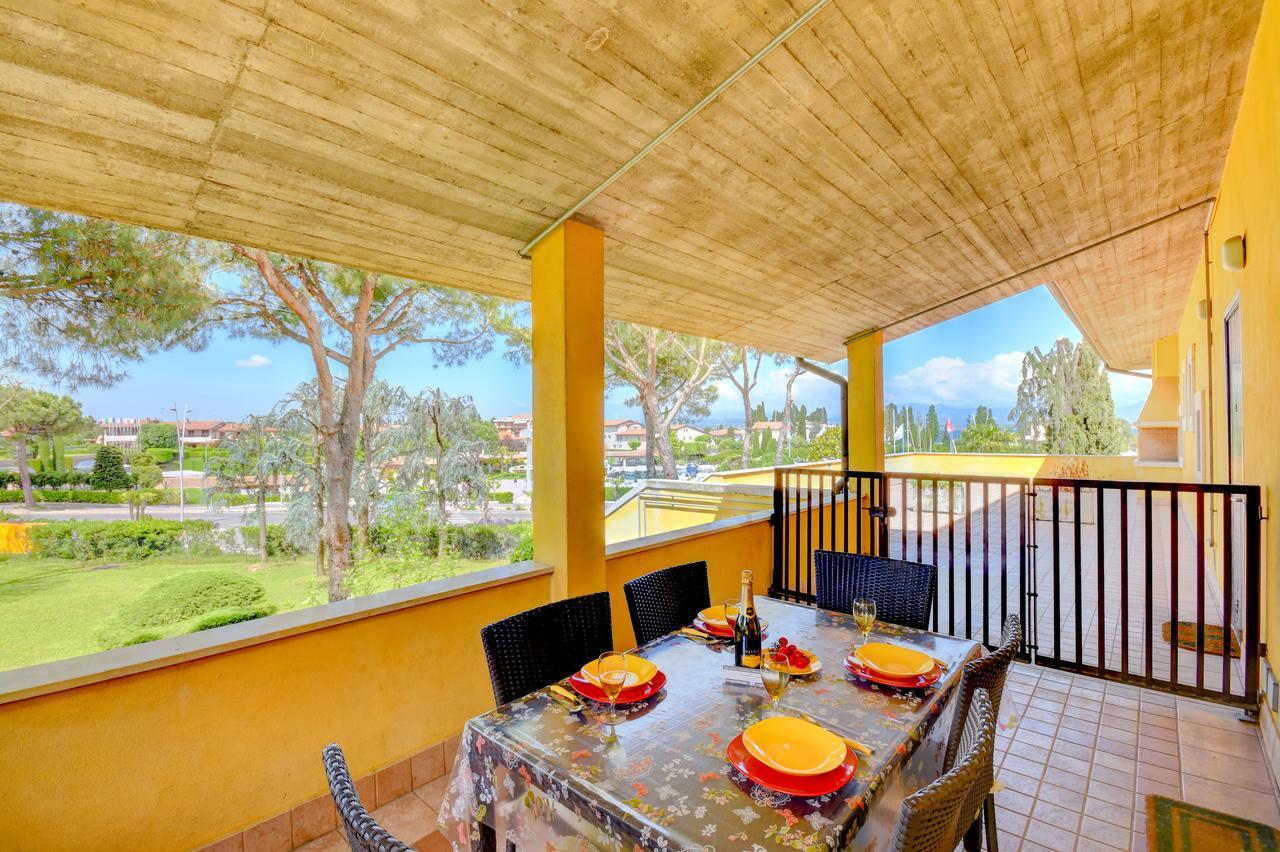 Huoneisto Sirmione Beach Apartment Sirmione