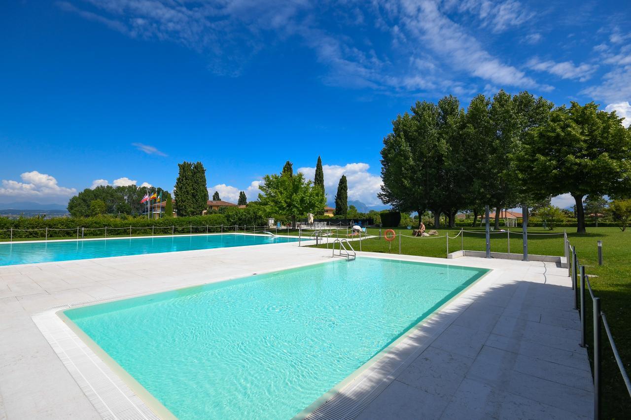 Sirmione Beach Apartment Huoneisto *