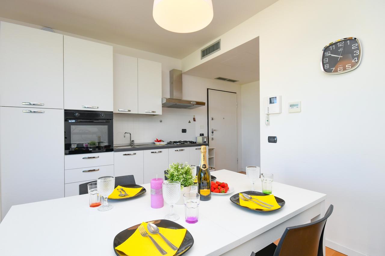 La Castellana Lake View Apartment *
