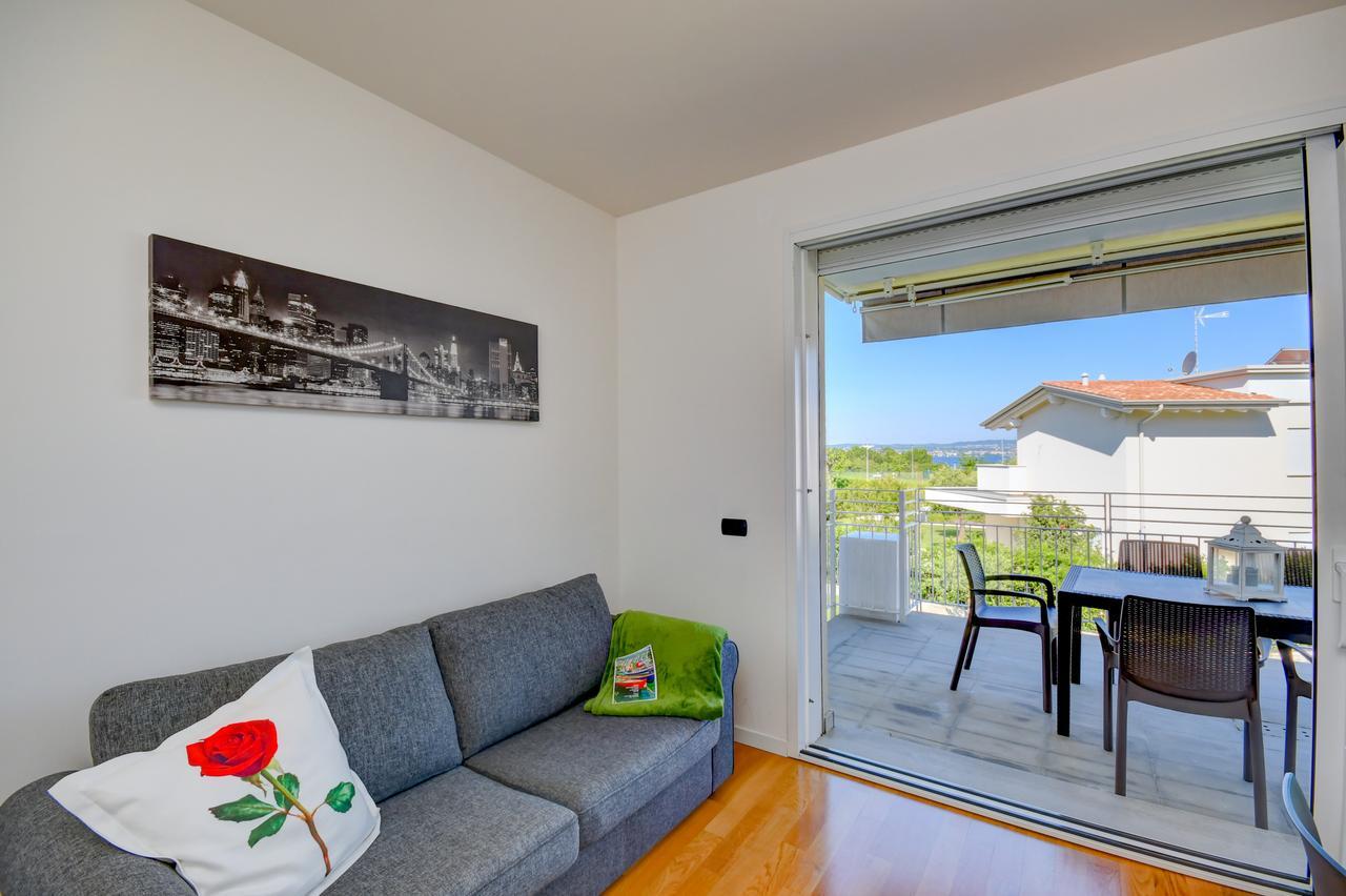 Apartment La Castellana Lake View *