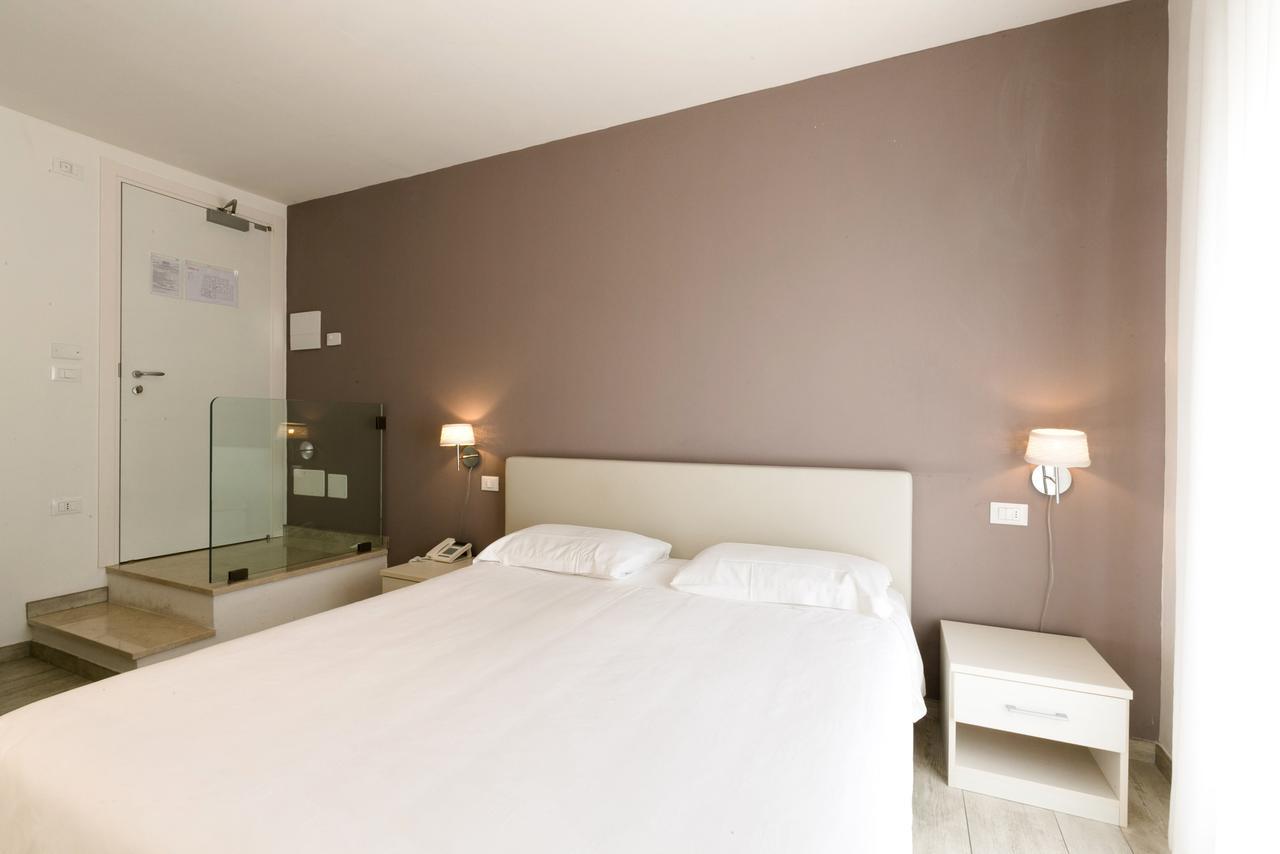 Hotel Saviola