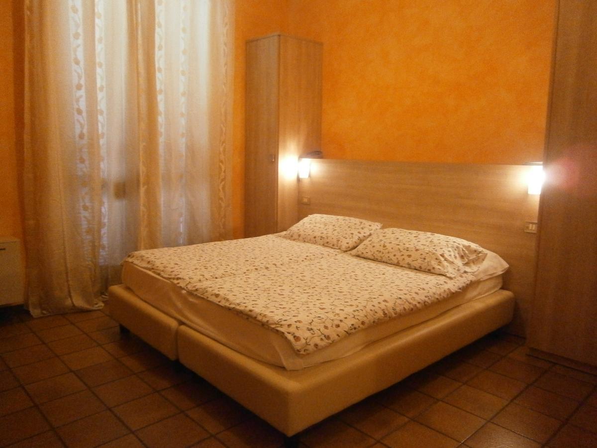 Hotel Chiara 3*