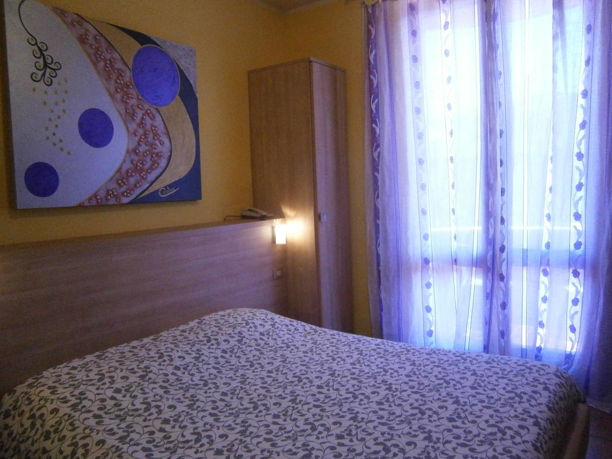 Chiara 3*