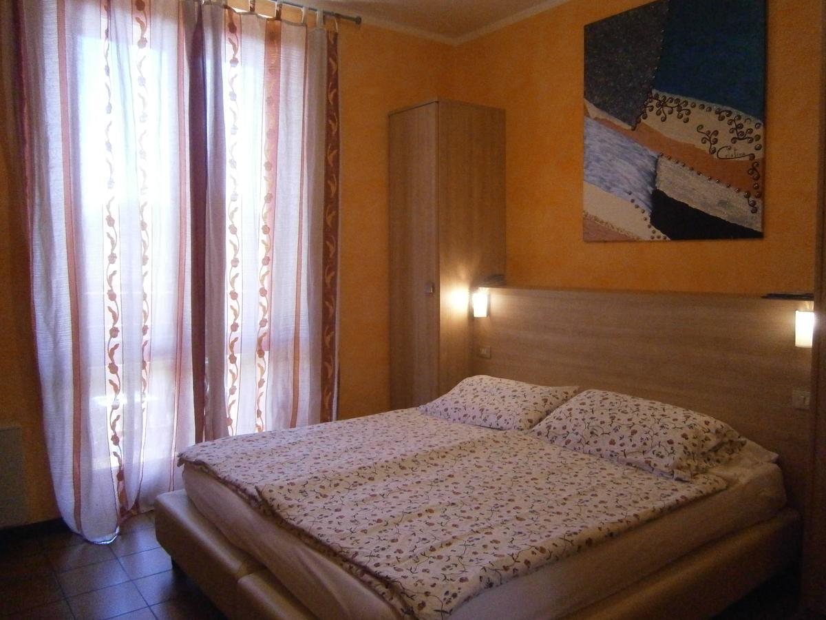 Chiara 3* Sirmione