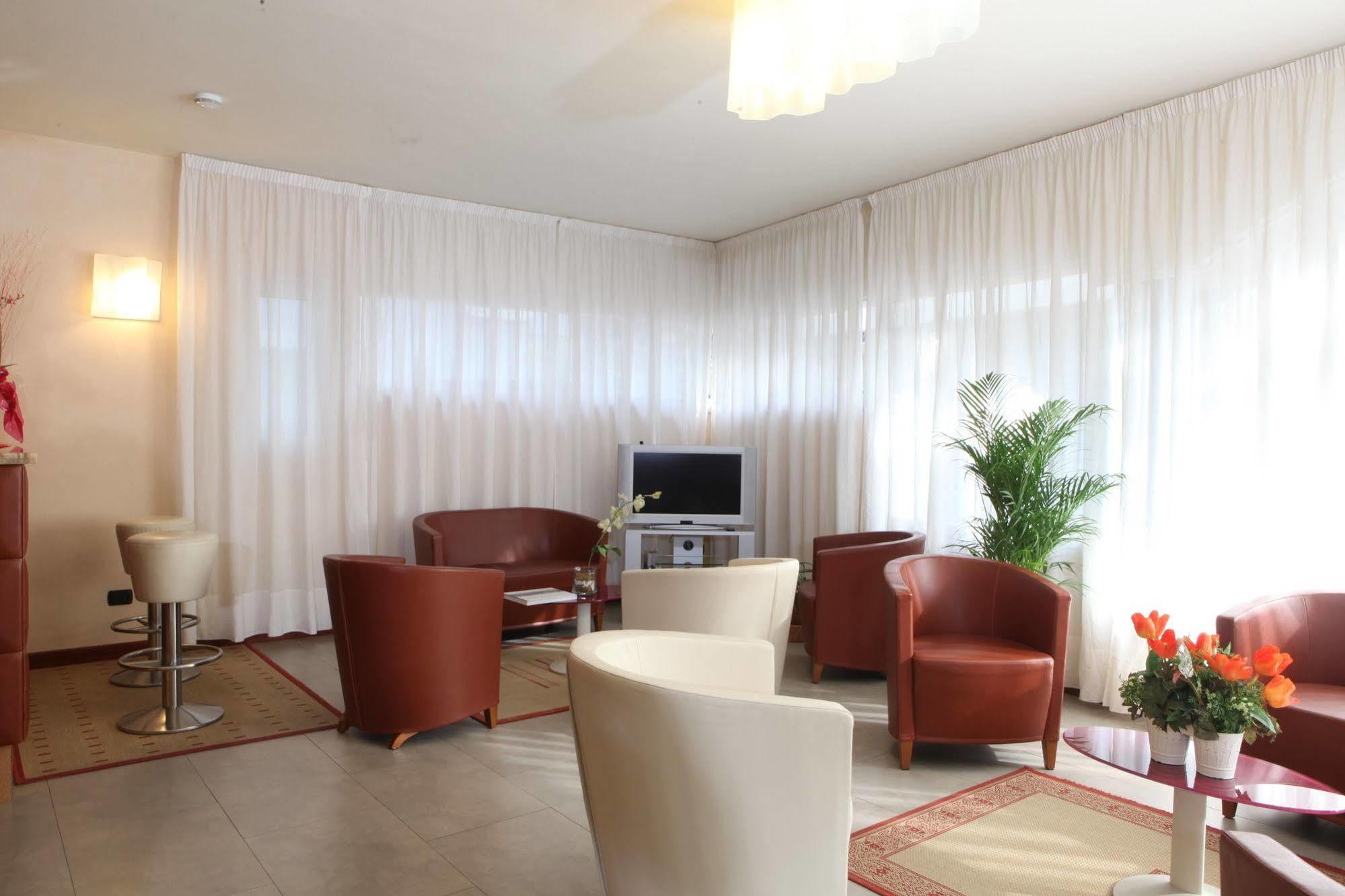 Hotel Mavino 3*
