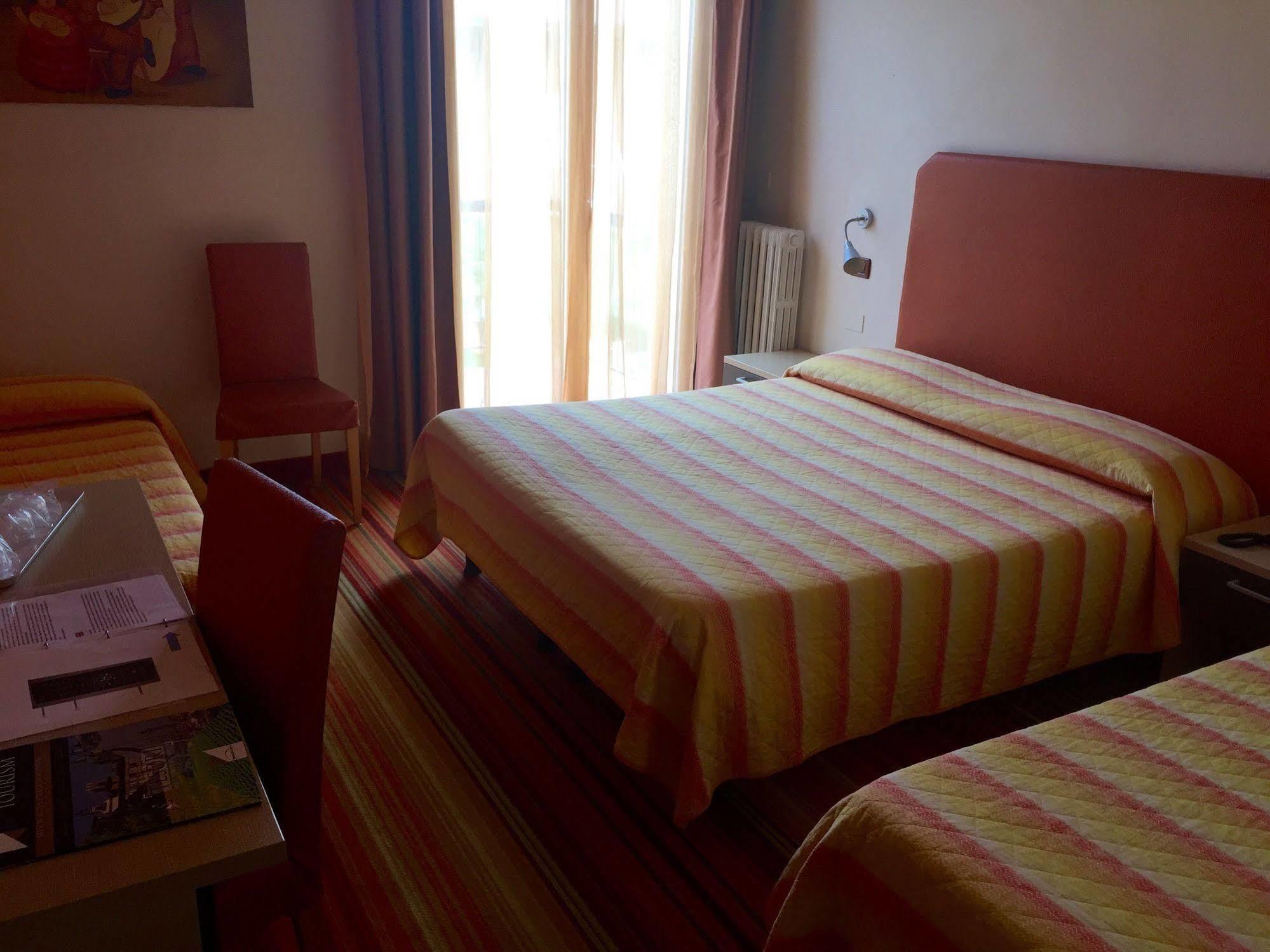 Suisse 3* Sirmione