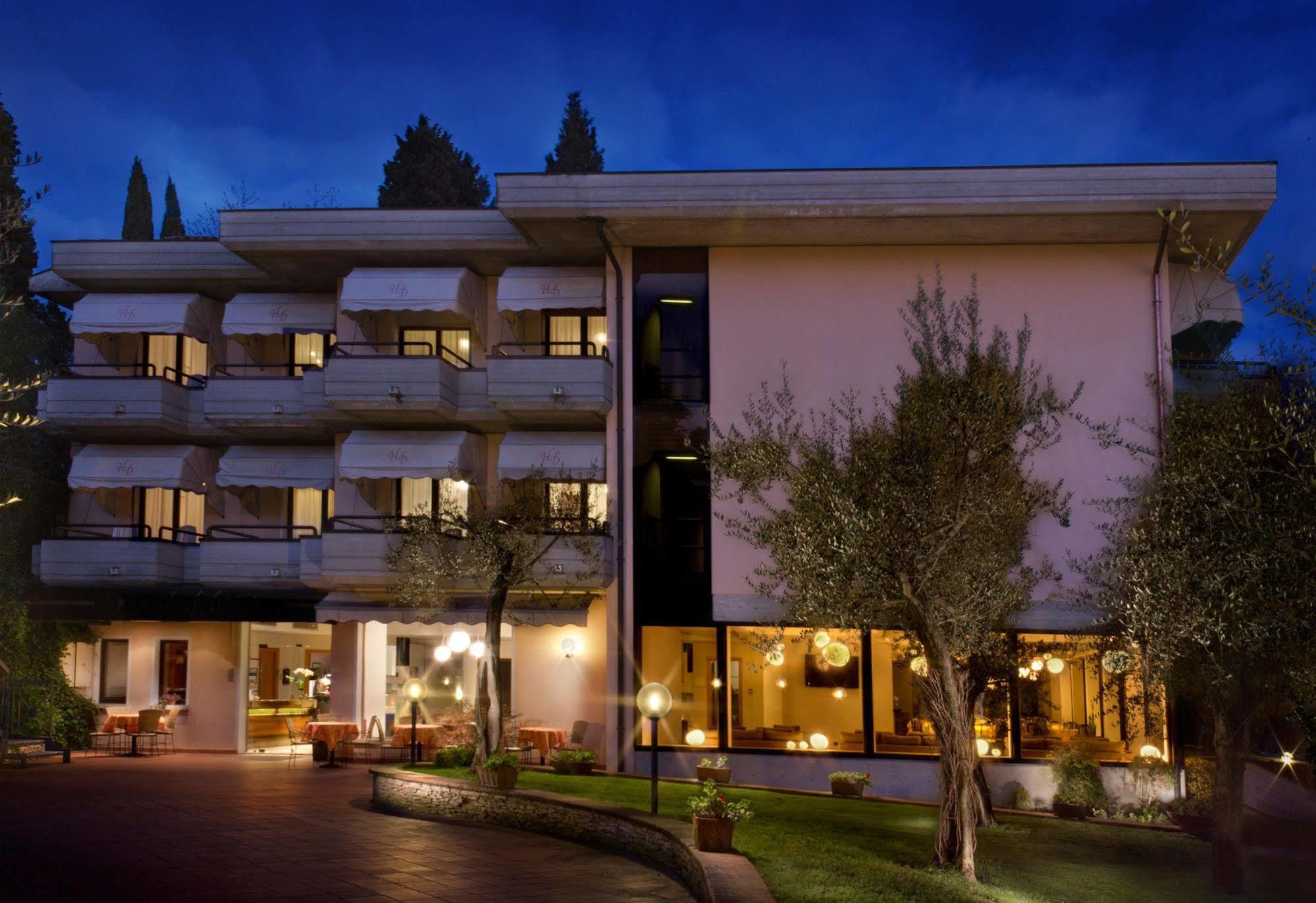 Desiree - Garda Collection Hotel