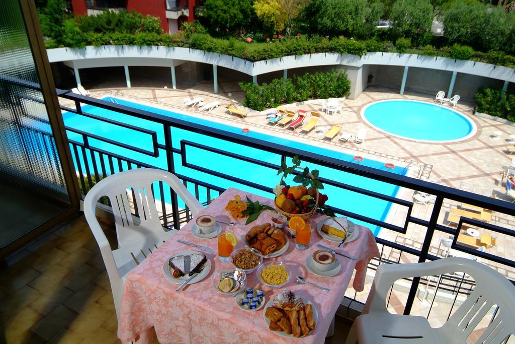 Aparthotel Hotel Residence Holiday