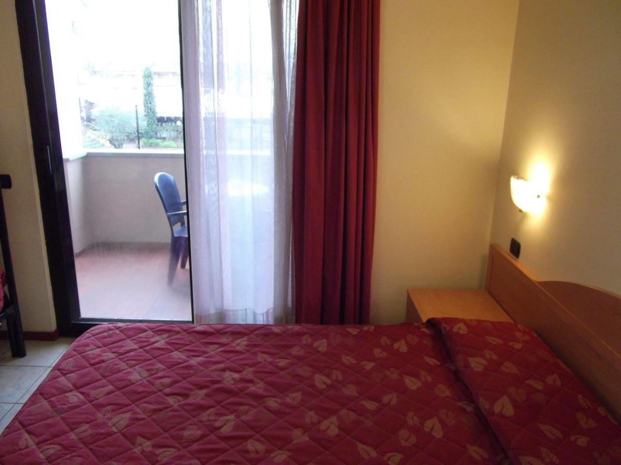 Hotel Cristal 3*