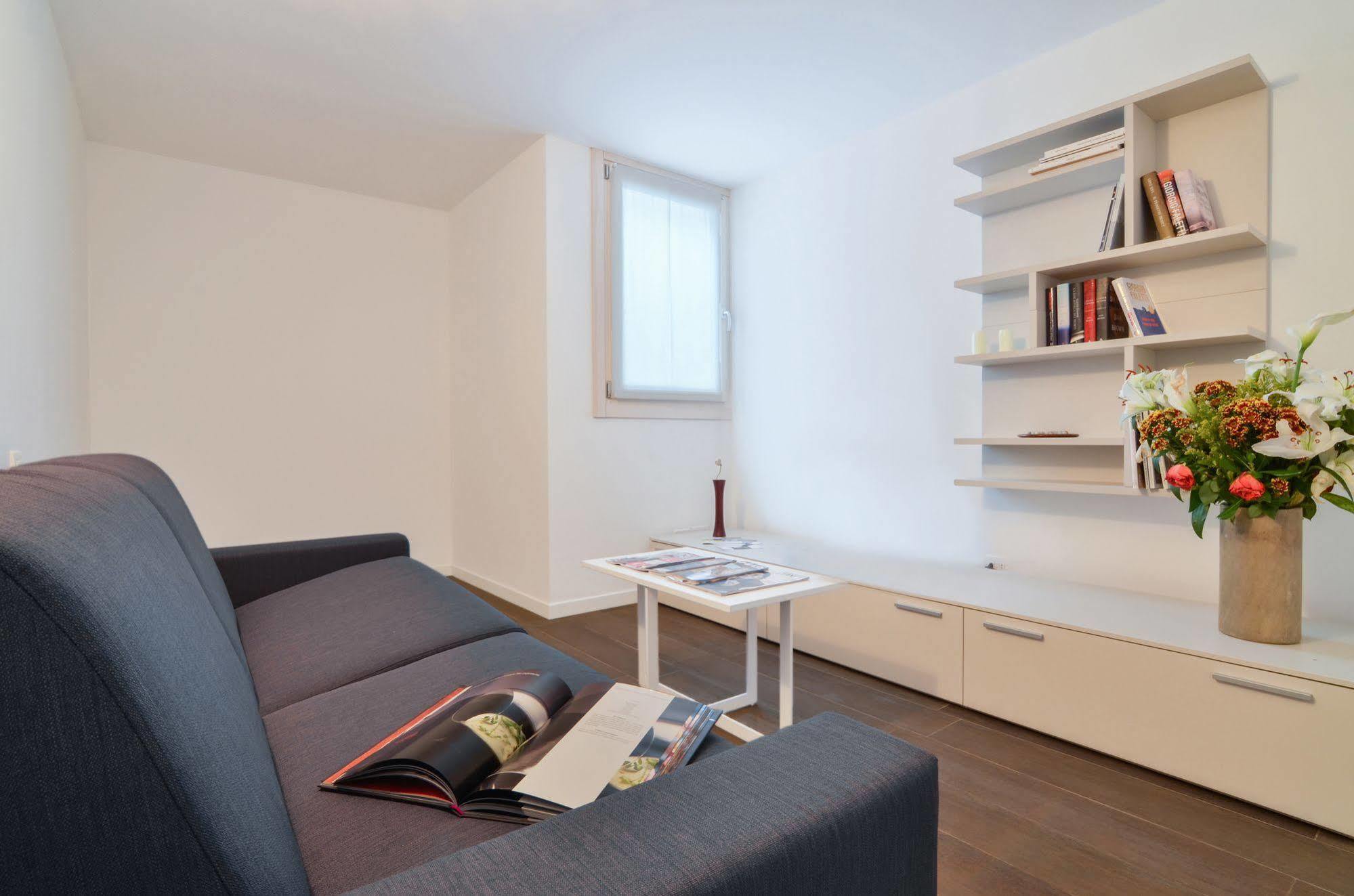 Halldis Apartment *