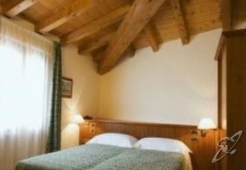 Hotel Corte Regina 3*