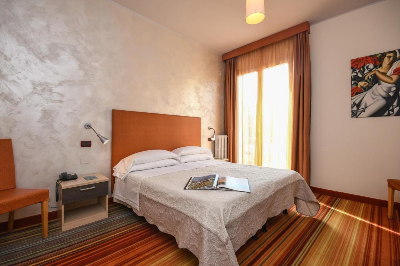 Suisse 3* Sirmione
