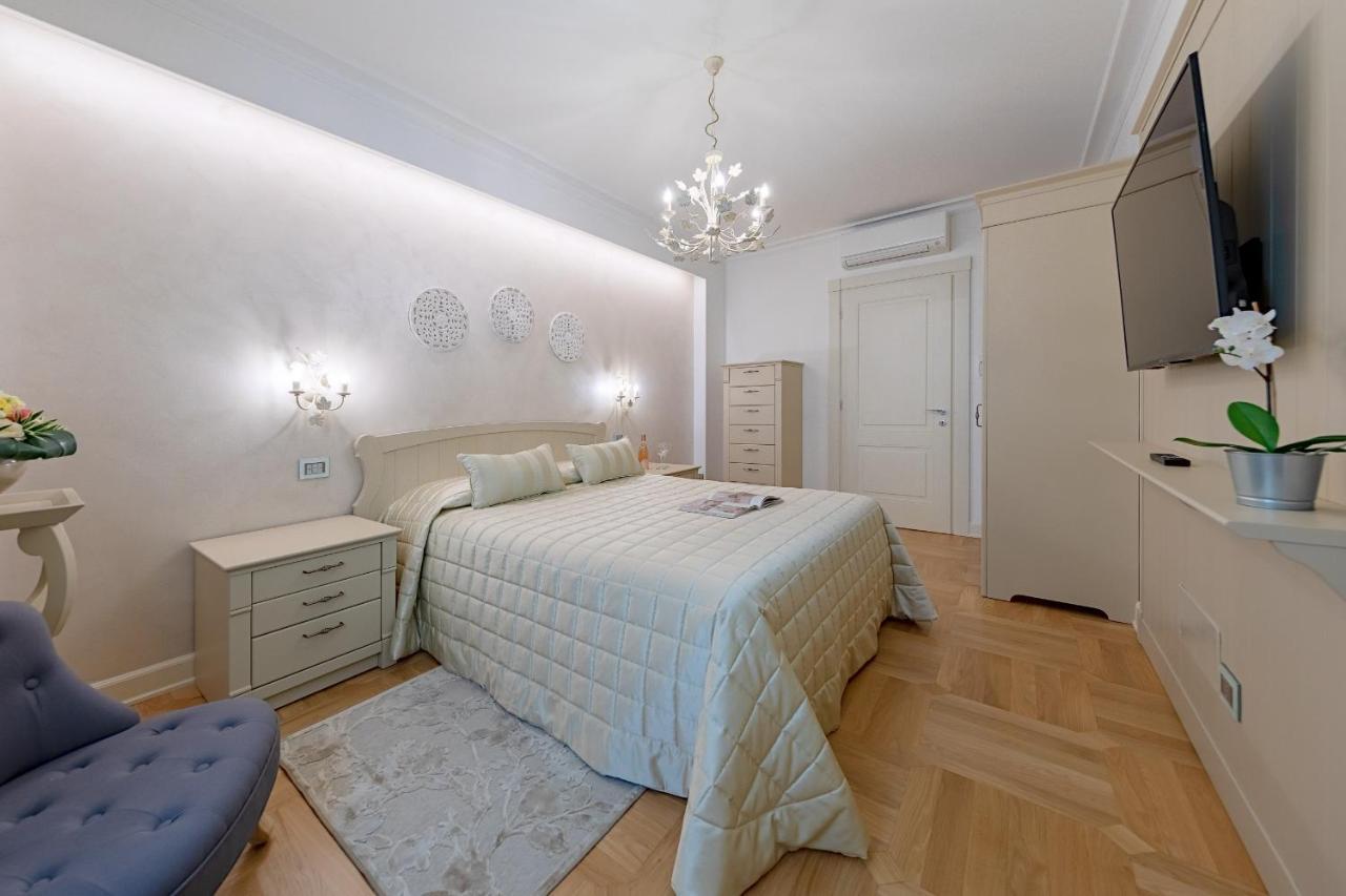 Luxury Lakefront Catullo By Wonderful Italy * Sirmione