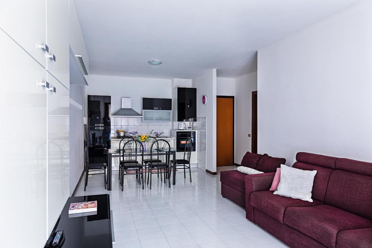 Artemisia Apartment