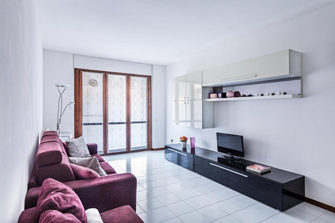 Artemisia Apartment