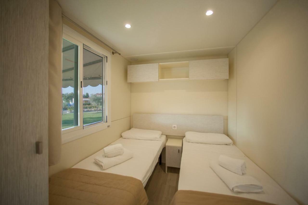 Mobilehomes In Sirmione/gardasee 22177 * Sirmione