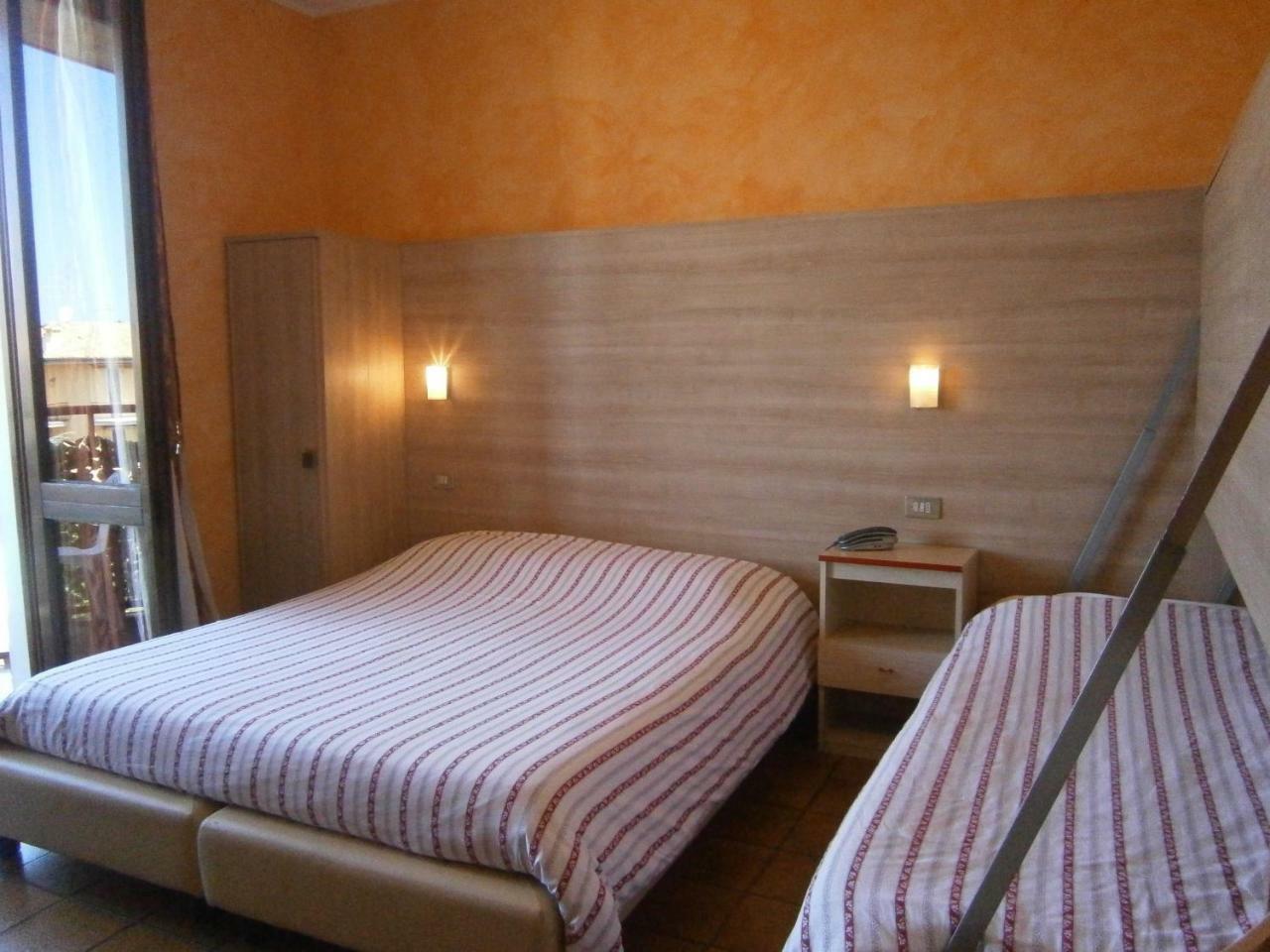 Hotel Chiara 3*