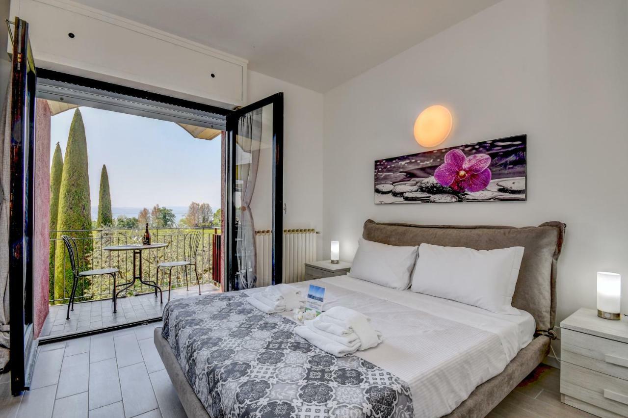 Holiday Sirmione Apartments