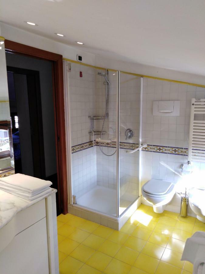 71 Via Vittorio Emanuele, Vista Lago E Terme Apartment *