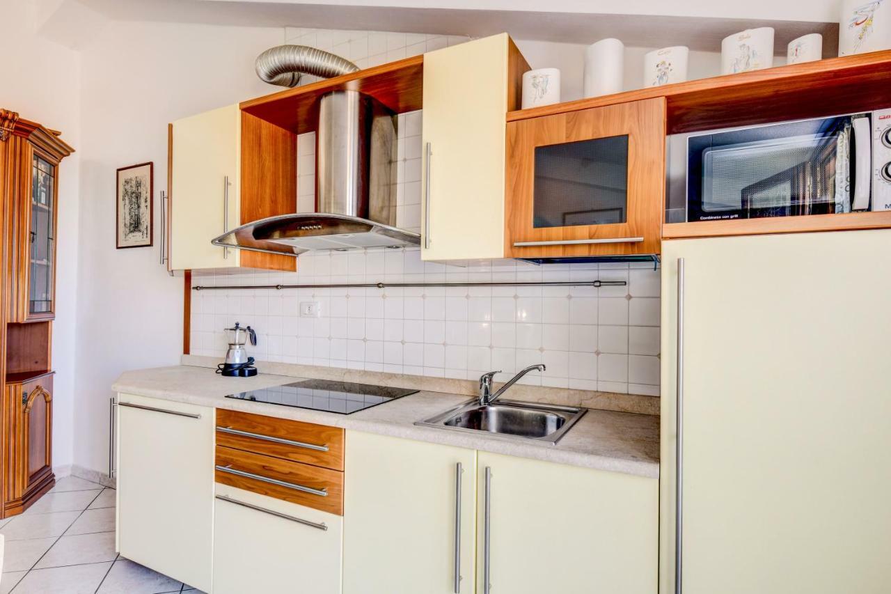 Sarno Apartments Caravaggio * Sirmione