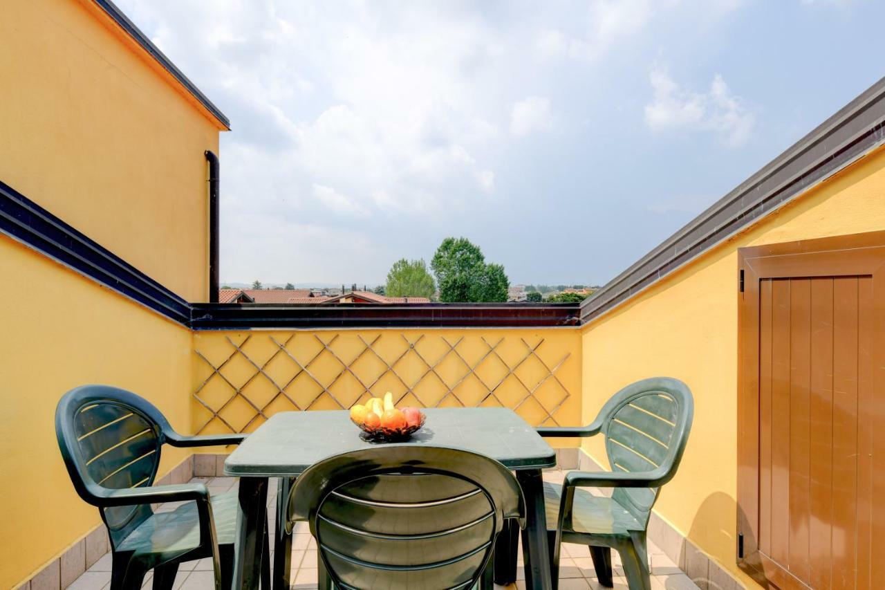 Sarno Apartments Caravaggio Apartment Sirmione