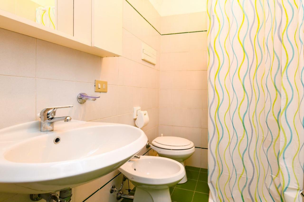 Apartment Il Porticciolo 1 *