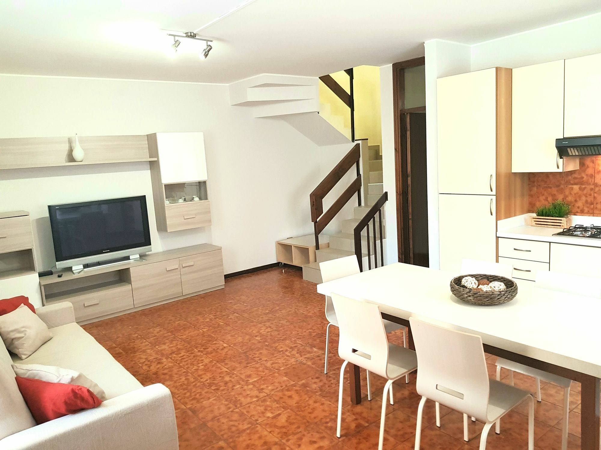 Bright -sorgente Pool 1 Apartment
