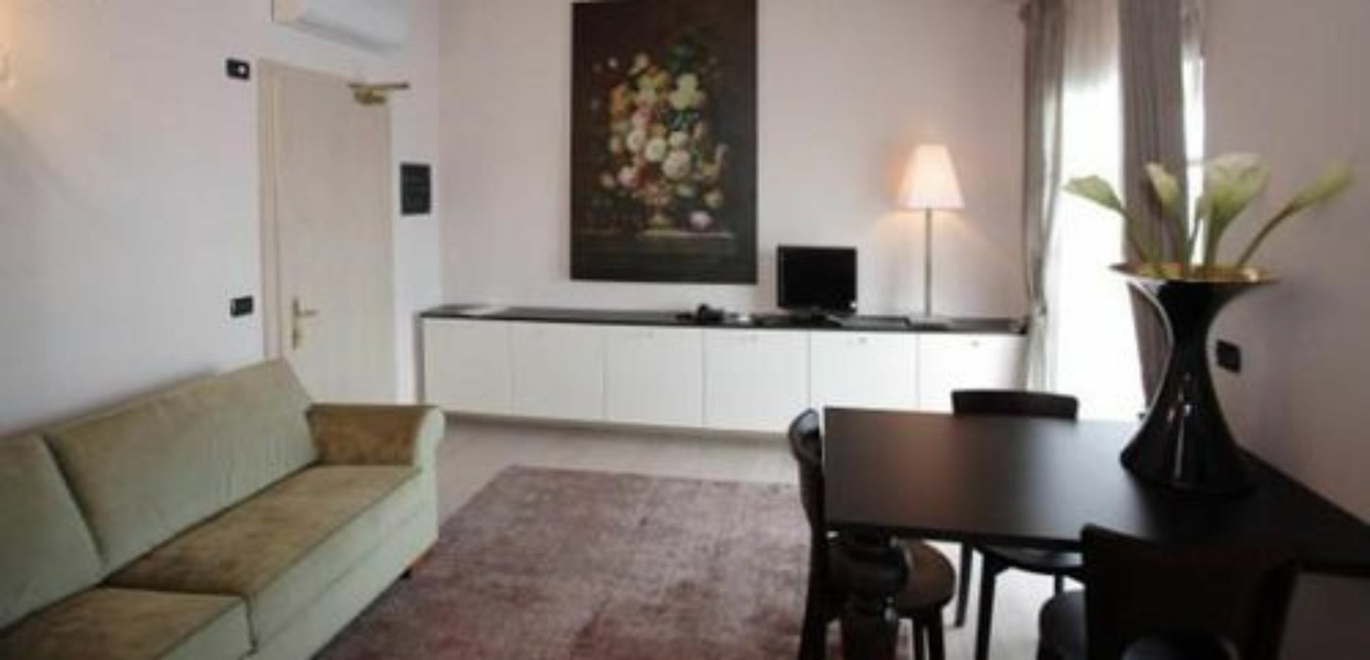 Alexandra Aparthotel Sirmione