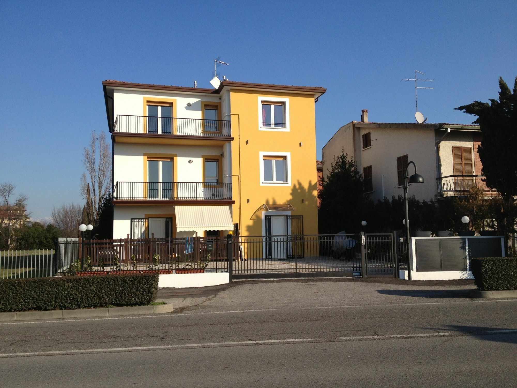 Perla Del Rent Apartment Sirmione
