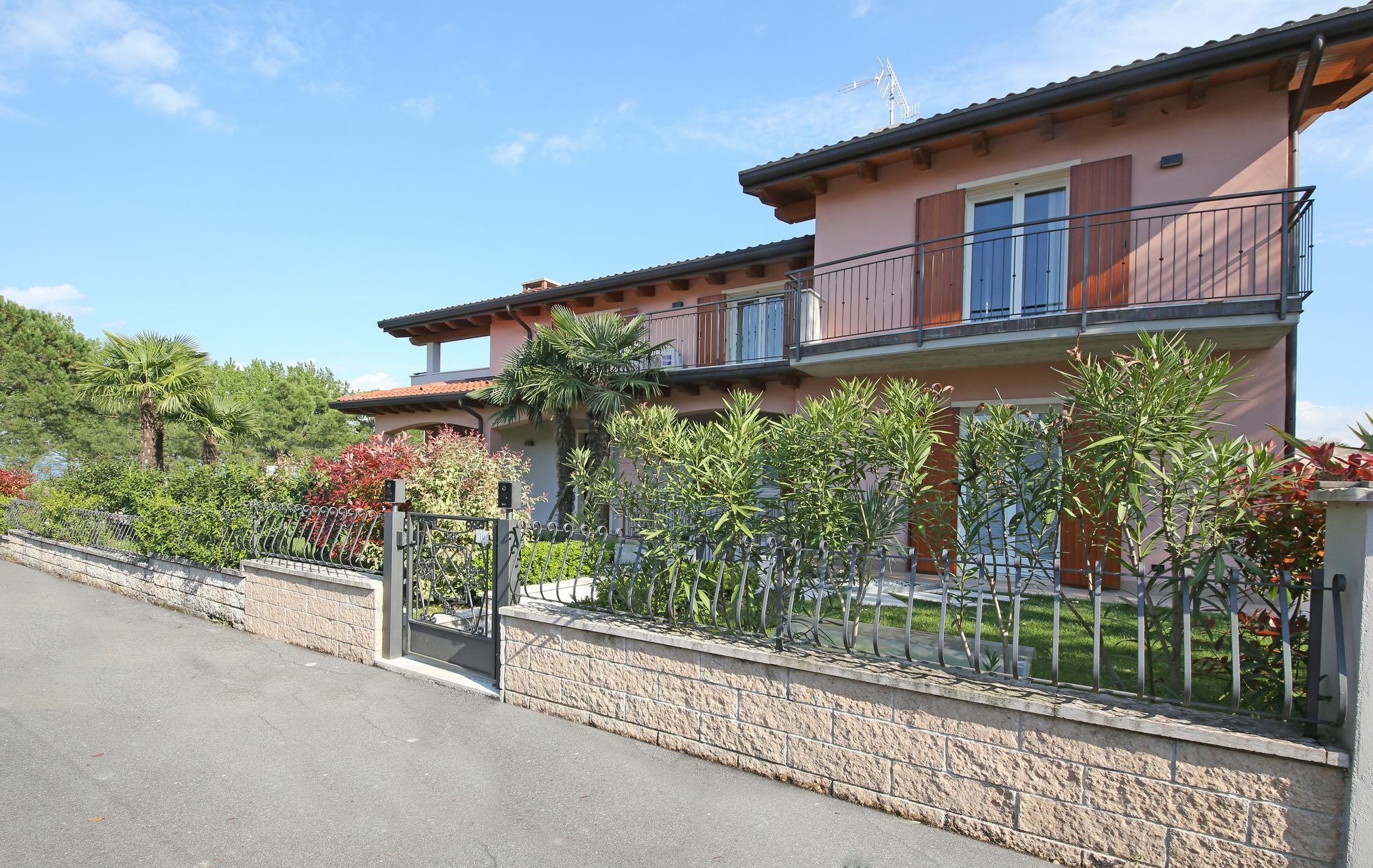 Aurora Apartment Sirmione