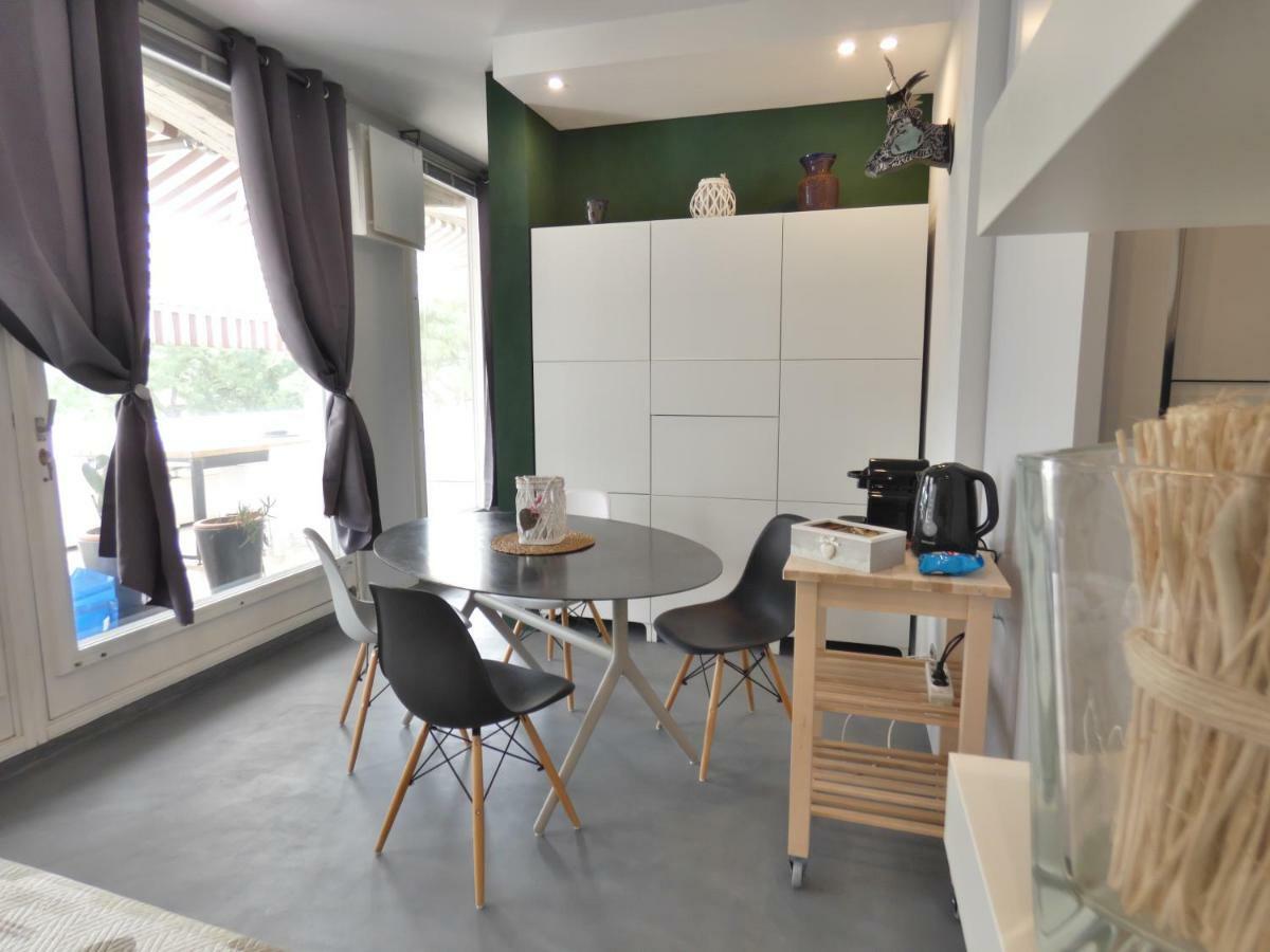 Apartment Penthouse Close The