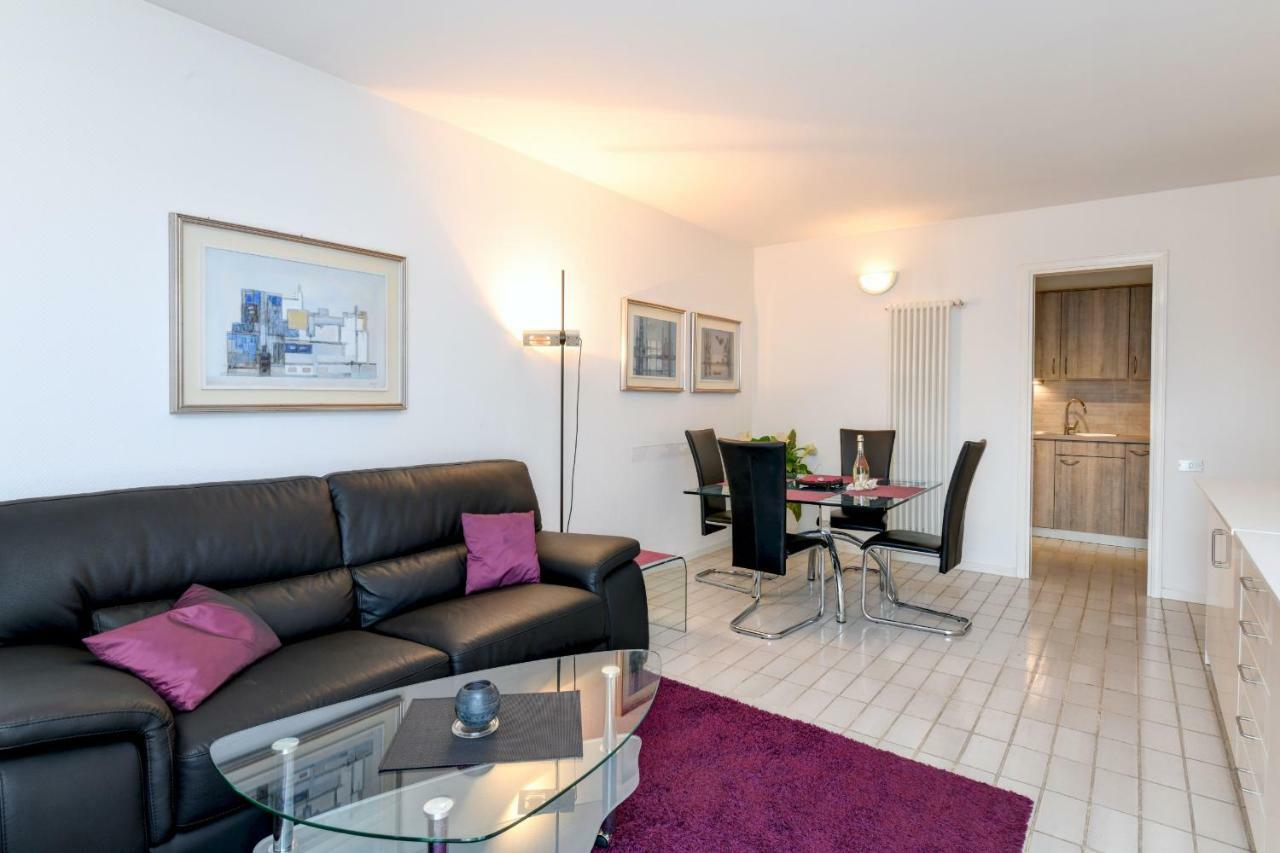 Apartment Costa D'oro Lake