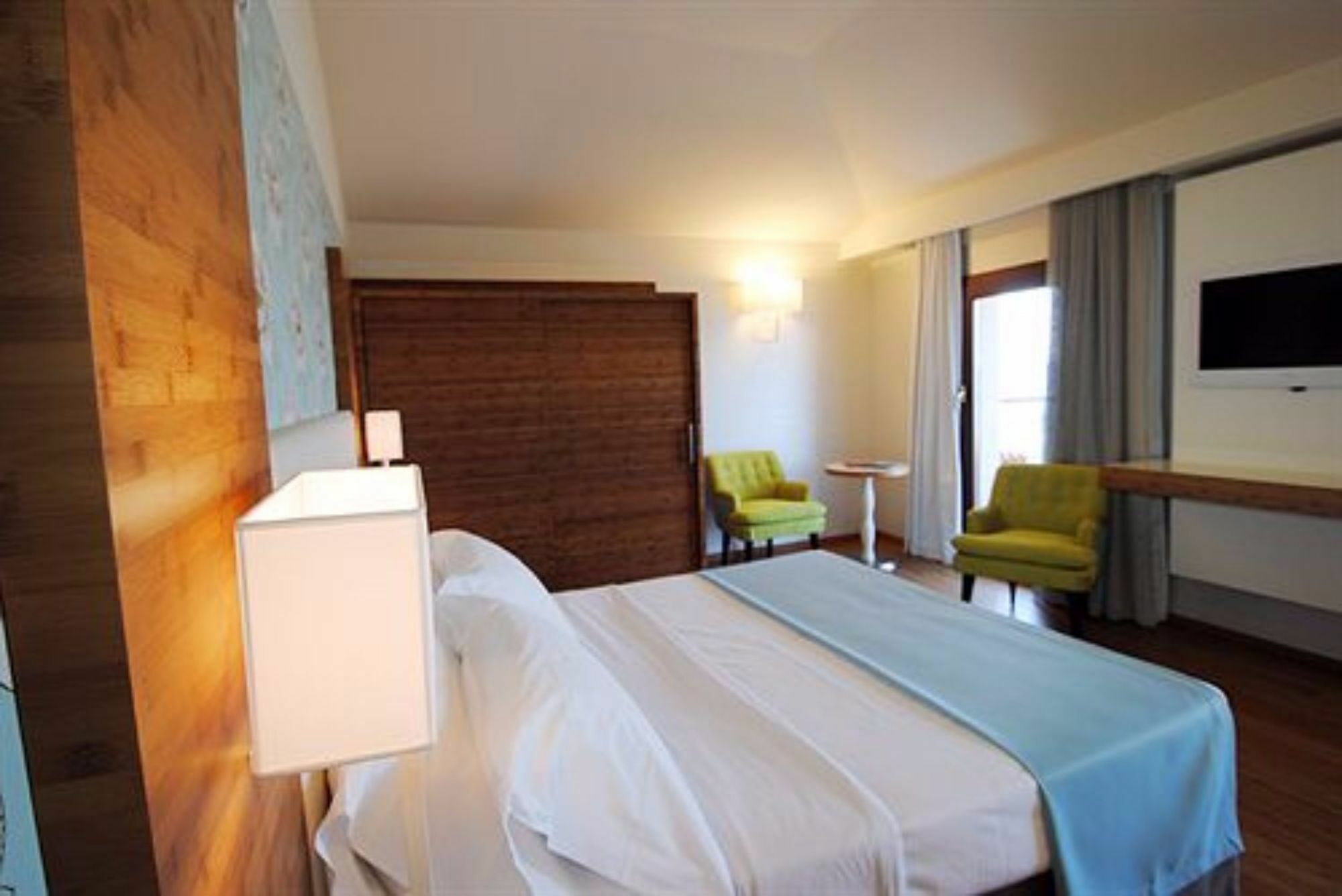 Eden 4* Sirmione