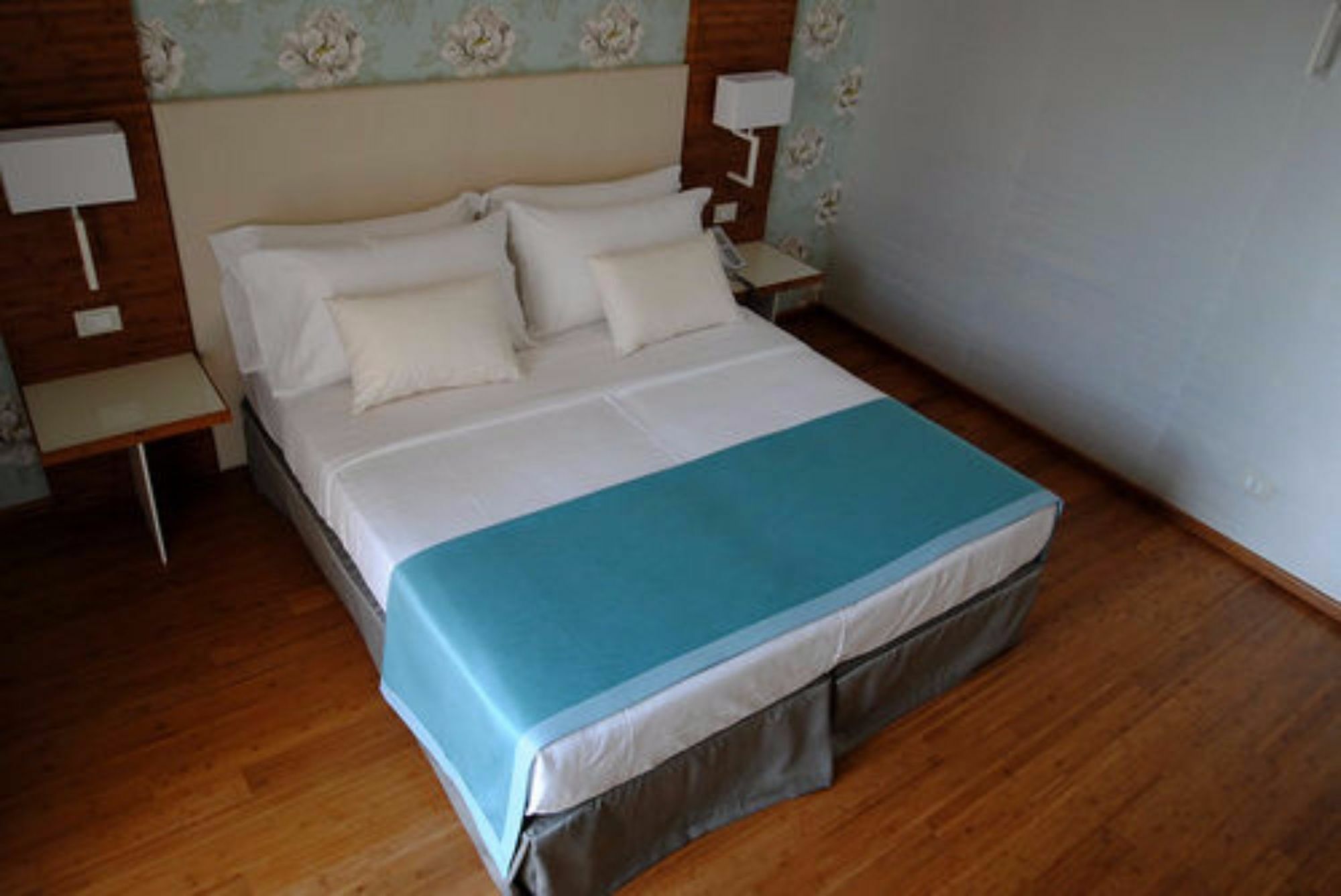 Eden 4* Sirmione