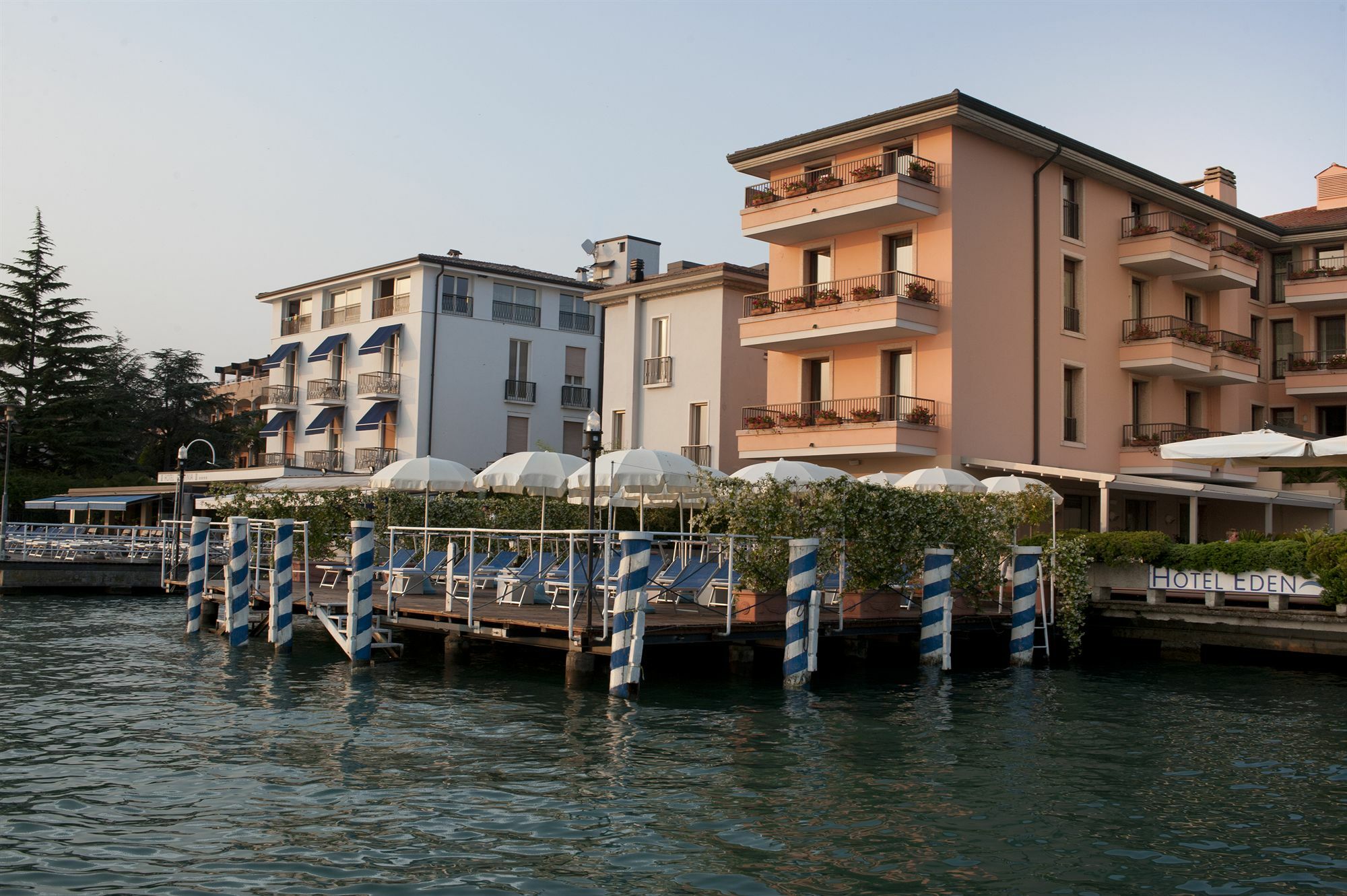 Eden Sirmione
