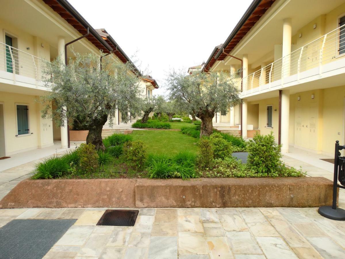 Apartment Deluxe Antares Sirmione