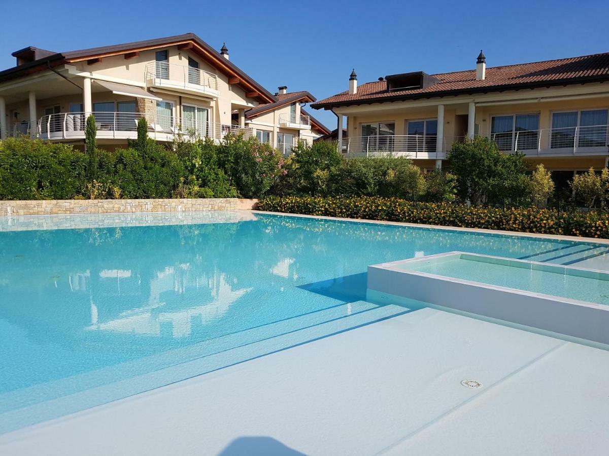 Sky Garda View Apartment Sirmione