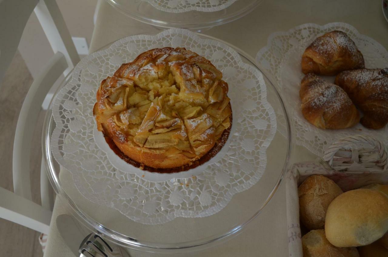La Fiaba Bed & Breakfast *