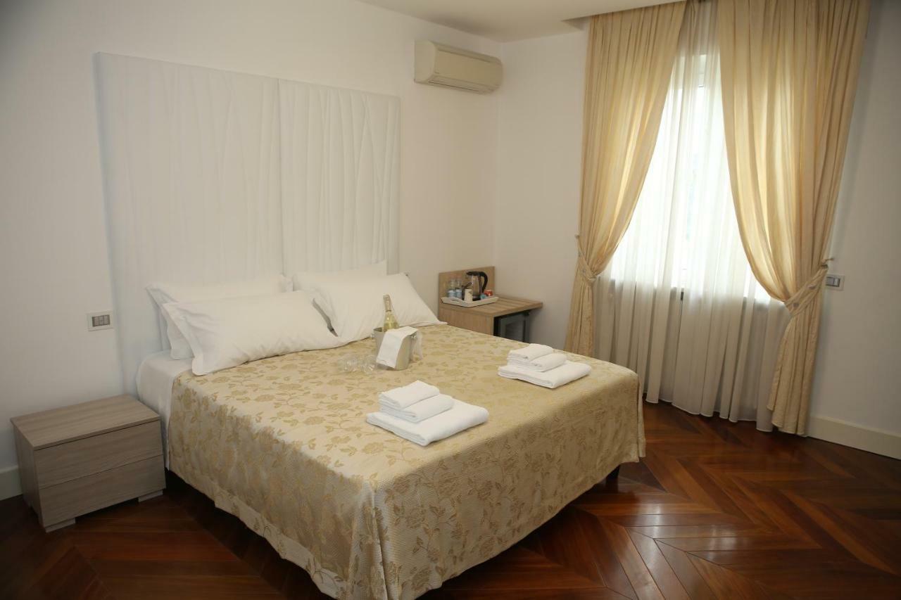 Champagne Guest house 3*