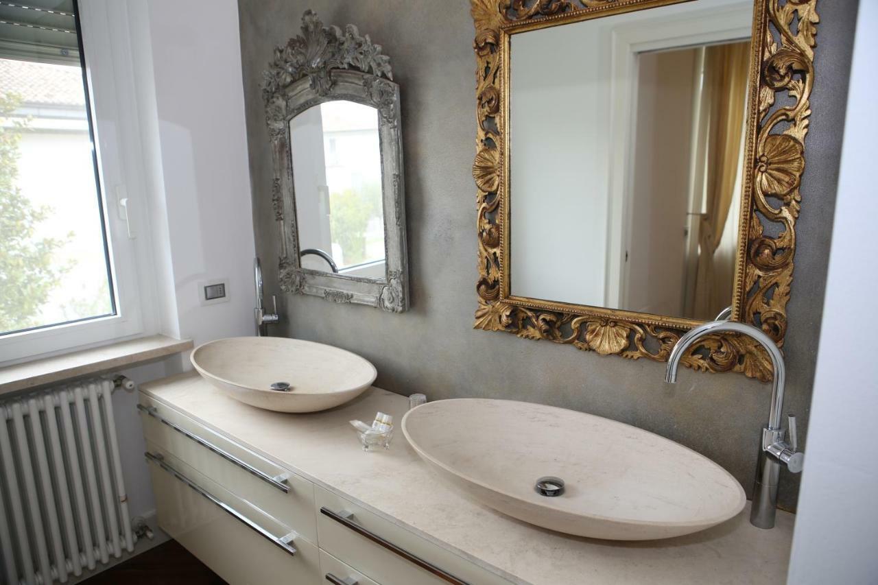 Champagne Guest house Sirmione