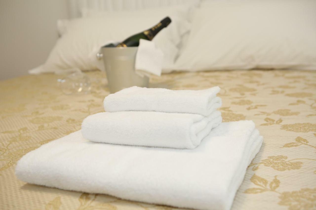 Champagne Guest house 3*