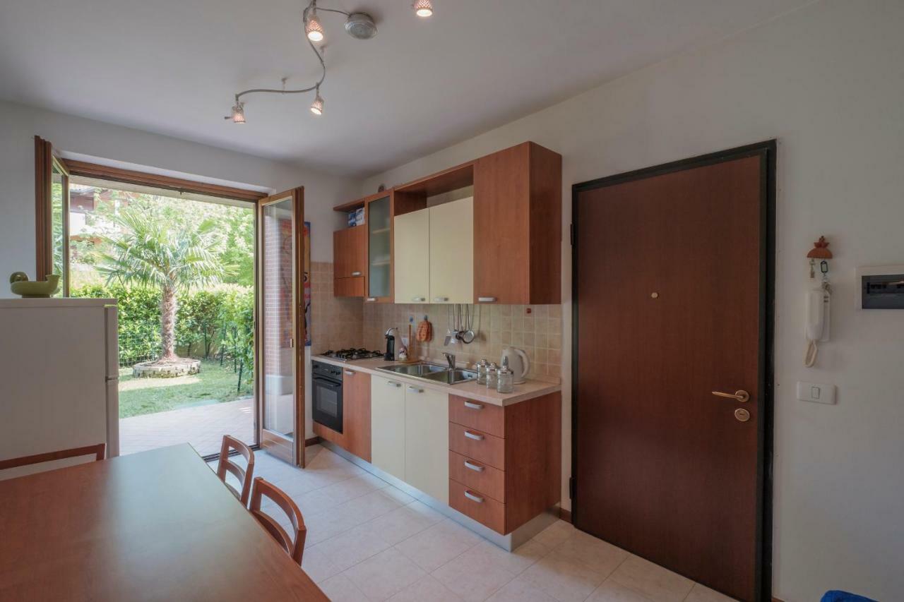 House And - 2 *