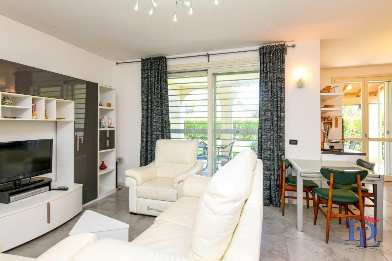 Desenzanoloft Official Partner Marriott Homes & - Bea House, With Private Garden And Share Pool Apartment Sirmione