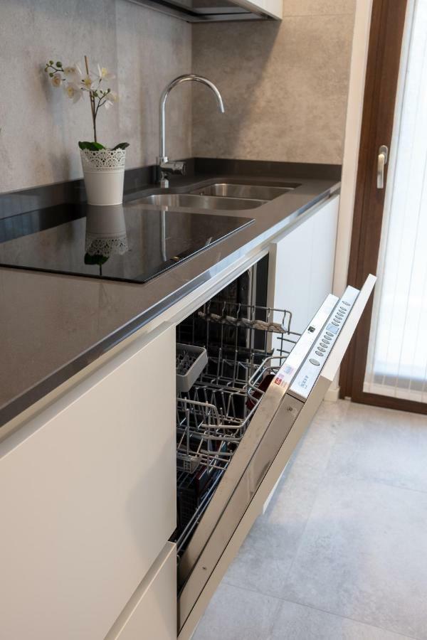 Casa Mary Due - Trilocale Con Giardino Privato A Due Passi Dal Apartment