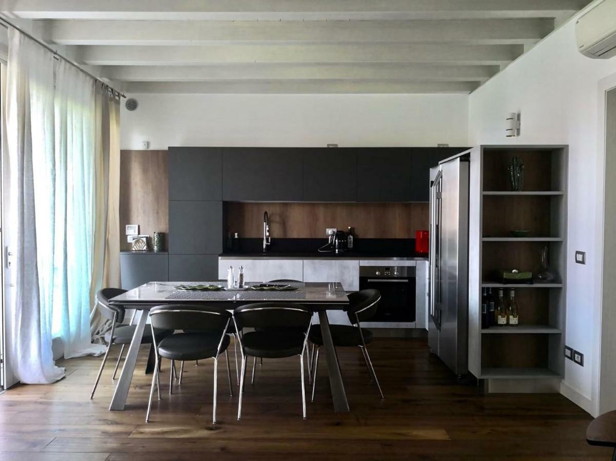 Juliet's Garda Apartment