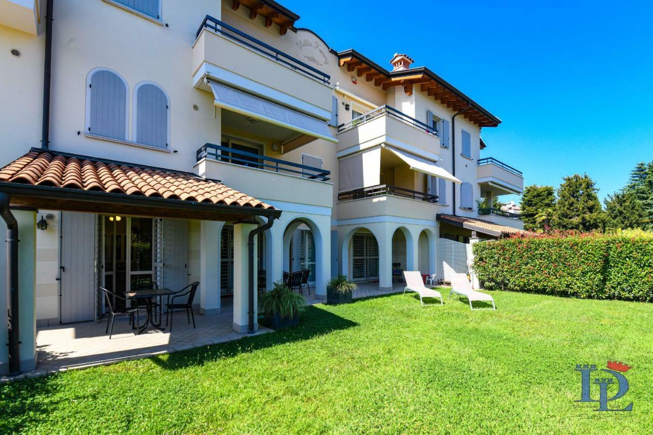 Desenzanoloft Official Partner Marriott Homes & Villas - Bea House, Sirmione With Private Garden And Share Pool Apartment Sirmione