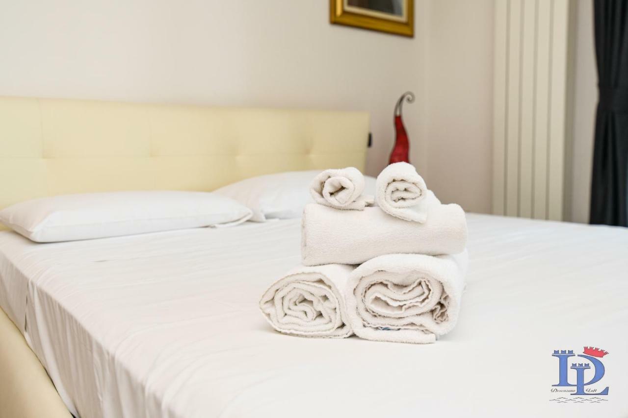 Apartment Desenzanoloft Official Partner Marriott Homes & - Bea House, With Private Garden And Share Pool Sirmione